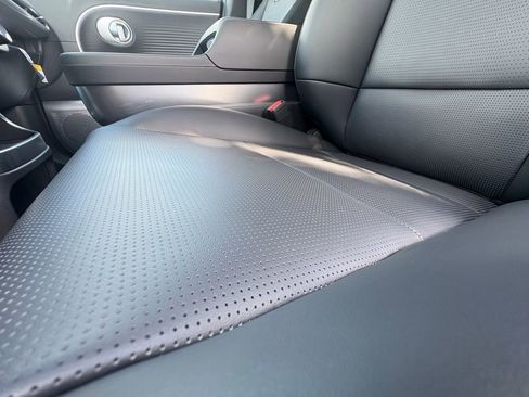 New 2026 Hyundai Ioniq 9 Limited image 18