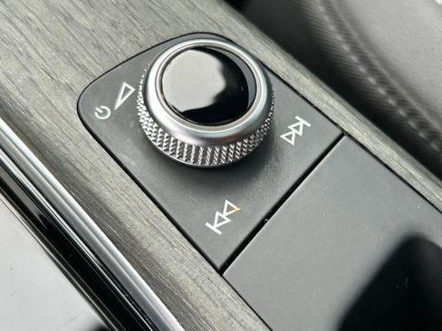 Used 2023 Audi A4 2.0T Premium Plus w/ Premium Plus Package image 32