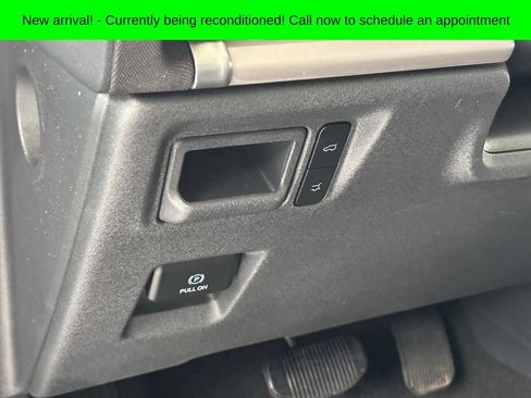 Used 2025 Ford Expedition Active RWD image 8