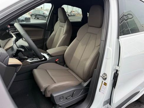 New 2025 Audi Q5 Premium Plus image 7