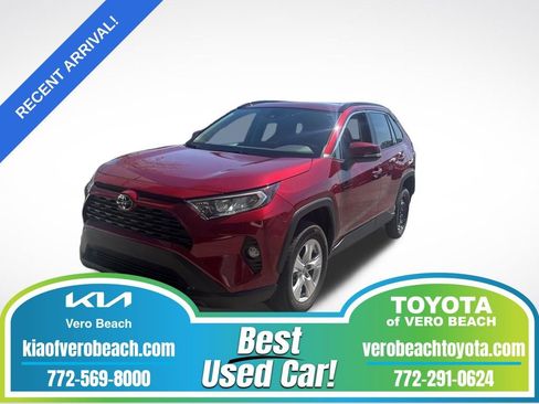 Used 2021 Toyota RAV4 XLE w/ Convenience Package image 1