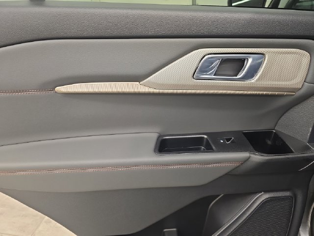 New 2027 Ford Explorer Active AWD/4WD image 21