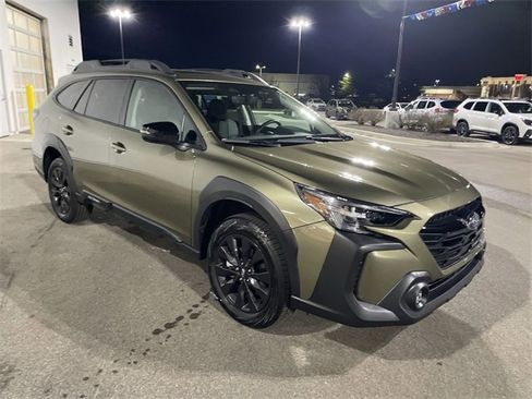 Used 2025 Subaru Outback Onyx Edition image 7