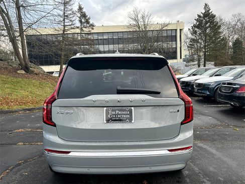 New 2026 Volvo XC90 B6 Ultra w/ Protection Package image 3