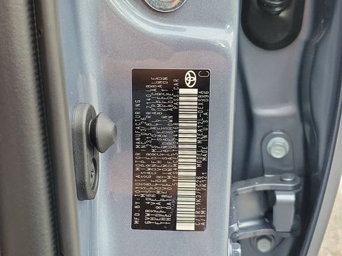 New 2026 Toyota Corolla SE FWD image 31