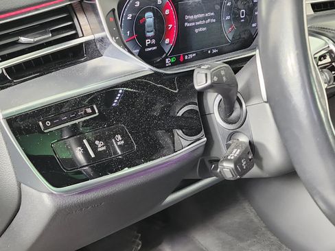 Used 2021 Audi A8 L 3.0T image 13