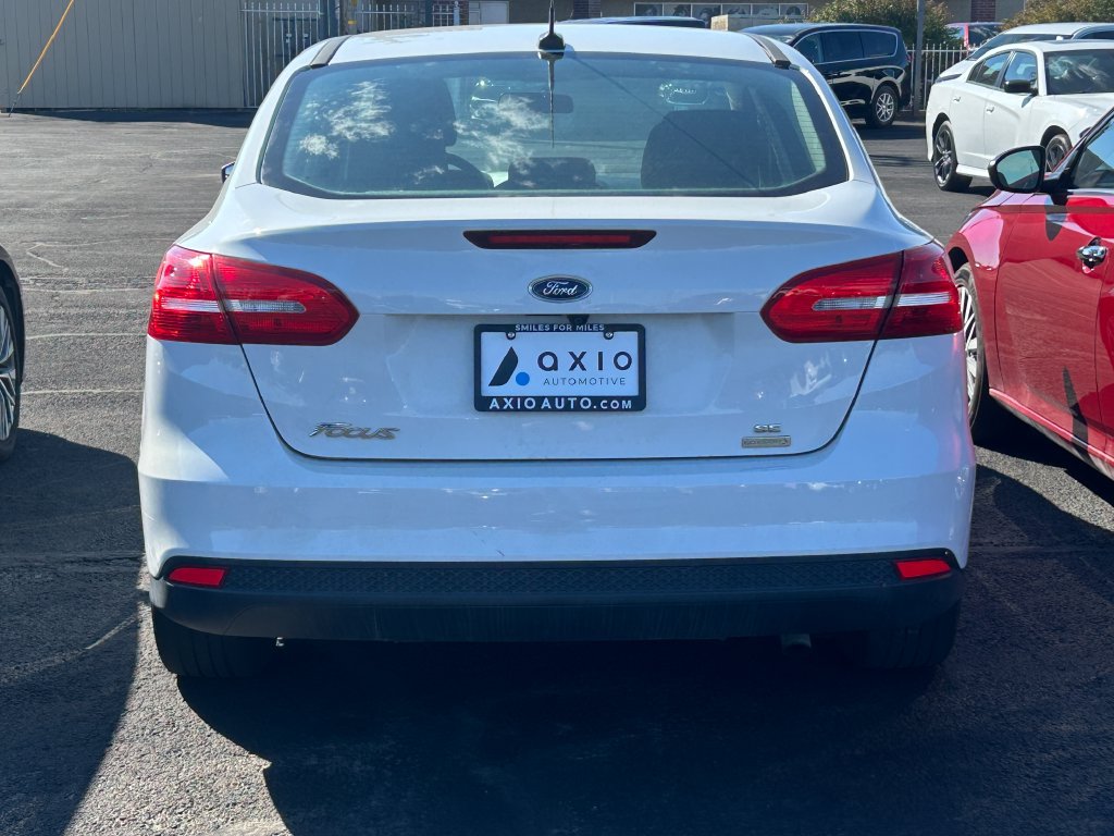 Used 2018 Ford Focus SE FWD image 5