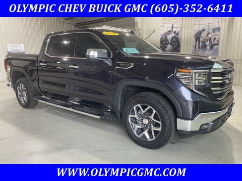 Used 2024 GMC Sierra 1500 SLT w/ SLT Premium Plus Package AWD/4WD image 1