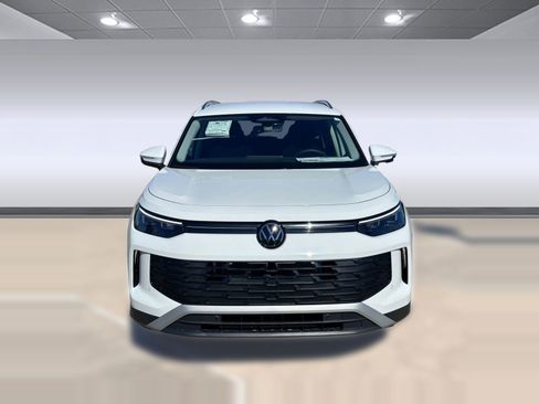 New 2026 Volkswagen Tiguan S image 5