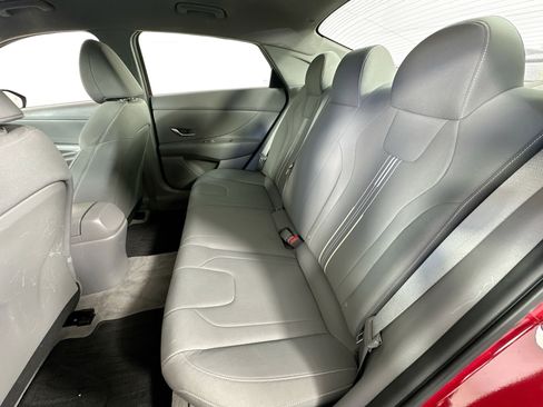 Used 2023 Hyundai Elantra SEL FWD image 22