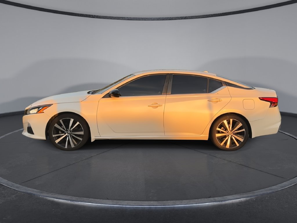 Used 2022 Nissan Altima 2.5 SR FWD image 5