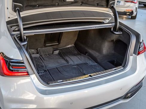 Used 2020 BMW 740i xDrive w/ M Sport Package image 11