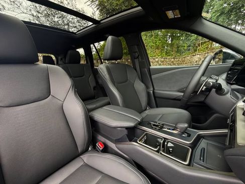 Certified 2026 Lexus TX 350 AWD w/ Technology Package image 18