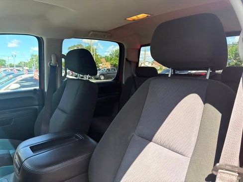 Used 2014 Chevrolet Silverado 2500 LT w/ Interior Plus Package AWD/4WD image 23