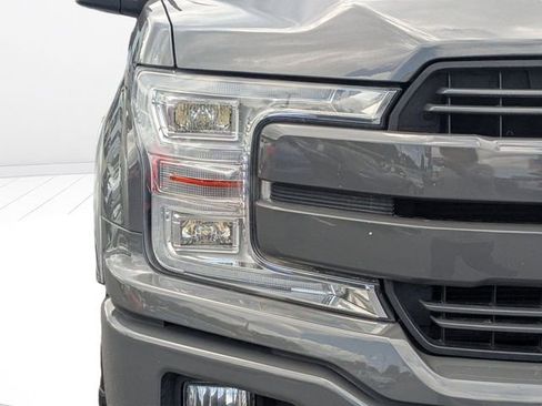 Used 2018 Ford F150 Lariat w/ Equipment Group 502A Luxury AWD/4WD image 9