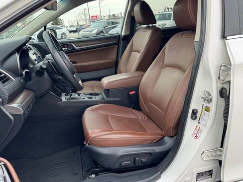 Used 2018 Subaru Outback 2.5i Touring image 12