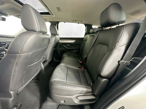 Used 2024 MAZDA CX-90 Plug-In Hybrid w/ Preferred AWD/4WD image 28