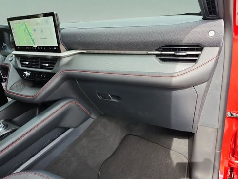 New 2026 Ford Explorer ST-Line image 19