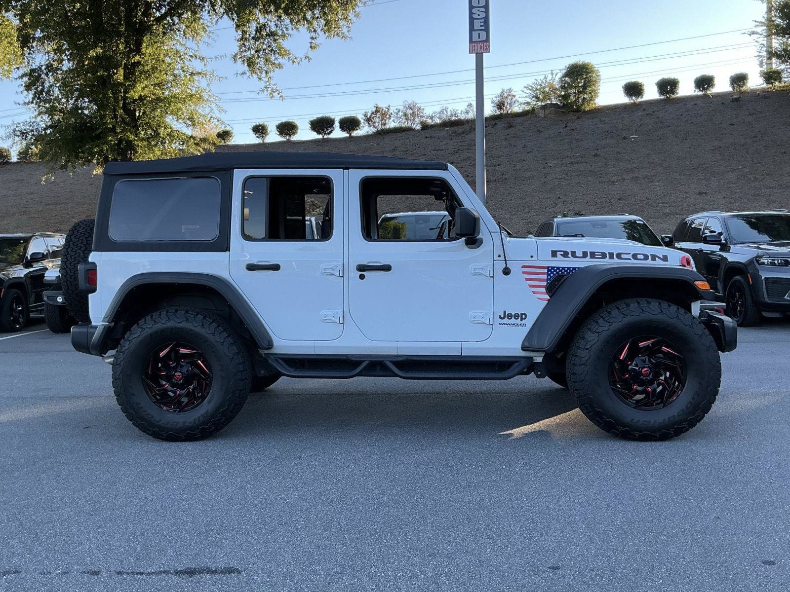 Used 2022 Jeep Wrangler Unlimited Rubicon AWD/4WD image 5