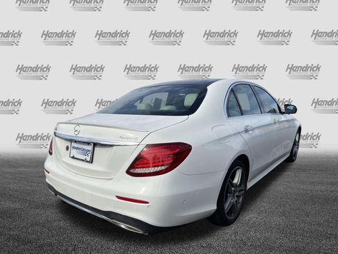 Certified 2019 Mercedes-Benz E 300 4MATIC image 10