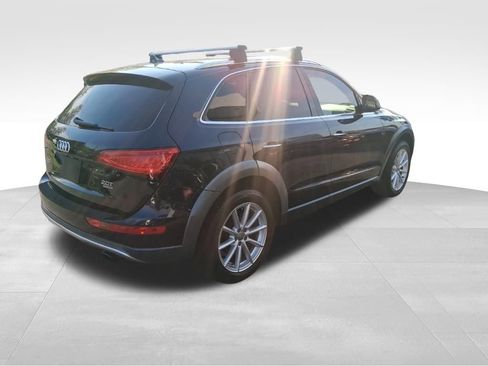 Used 2017 Audi Q5 2.0T Premium Plus w/ Technology Package image 8