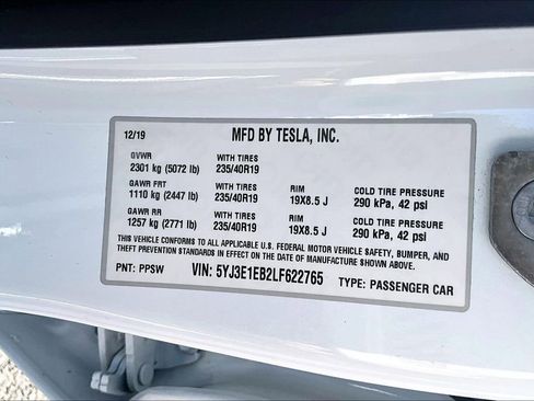 Used 2020 Tesla Model 3 Long Range AWD/4WD image 28