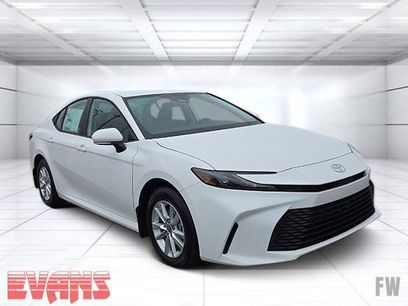 New 2026 Toyota Camry LE w/ Convenience Package