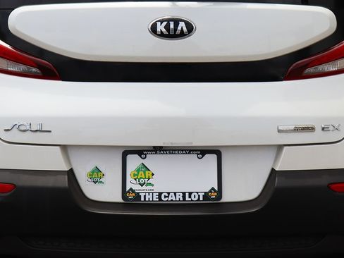 Used 2020 Kia Soul EX FWD image 21