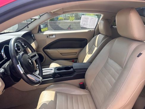 Used 2006 Ford Mustang GT RWD image 10
