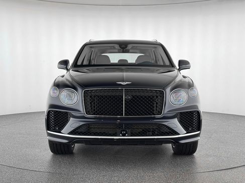 New 2025 Bentley Bentayga image 7