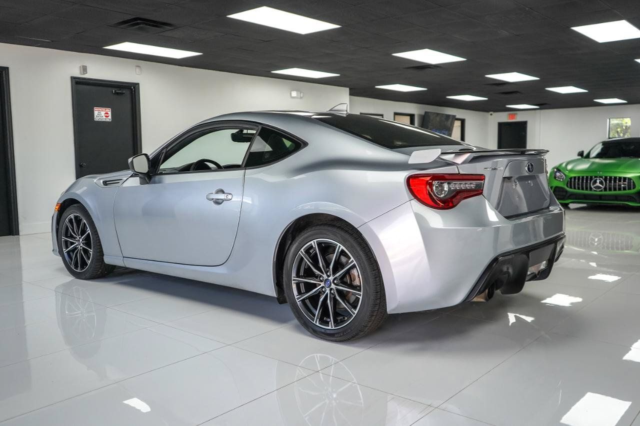 Used 2020 Subaru BRZ Limited RWD image 3