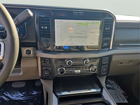 New 2026 Ford F350 Platinum w/ Platinum Plus Package AWD/4WD image 19