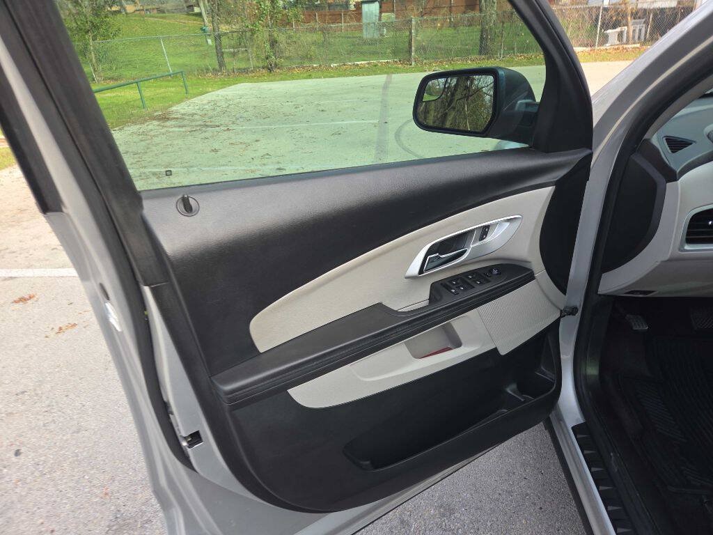 Used 2013 Chevrolet Equinox LS FWD image 15