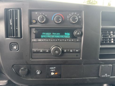 Used 2024 GMC Savana 2500 w/ Driver Convenience Package image 24