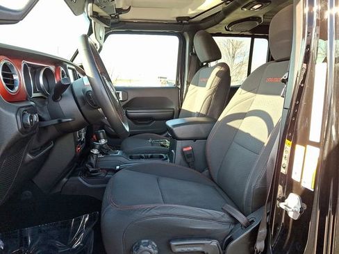 Used 2018 Jeep Wrangler Unlimited Rubicon image 13