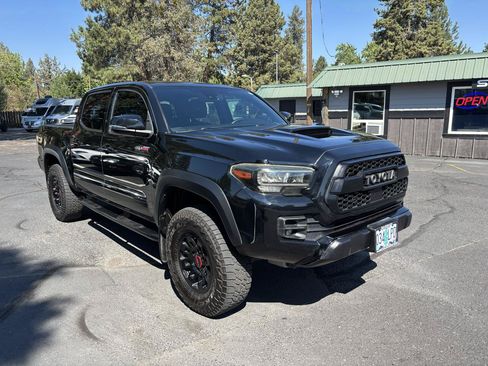 Used 2019 Toyota Tacoma TRD Pro AWD/4WD image 6