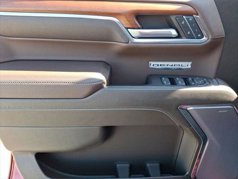 Used 2022 GMC Sierra 1500 Denali image 10
