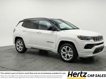 Used 2025 Jeep Compass Latitude