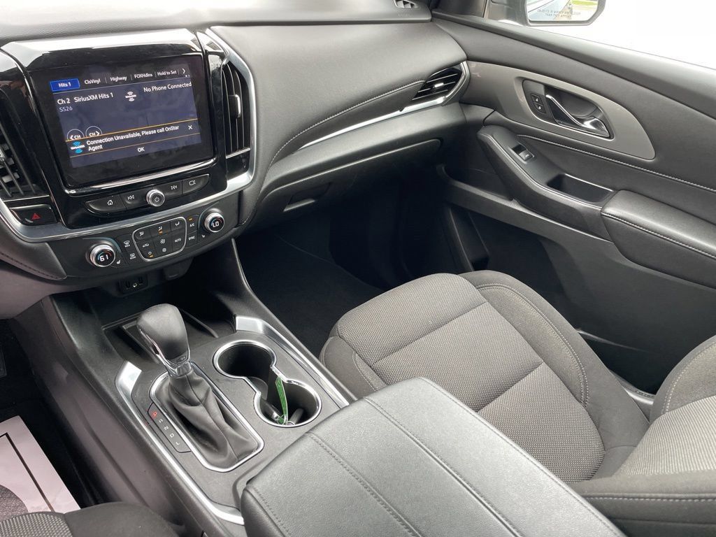 Used 2022 Chevrolet Traverse LT FWD image 52