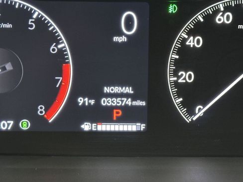 Certified 2023 Honda Pilot Touring image 19