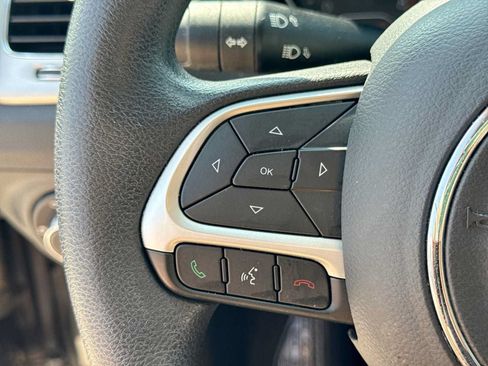 Used 2019 Jeep Compass Sport FWD image 22