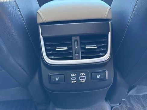 Certified 2025 Subaru Outback Limited image 14