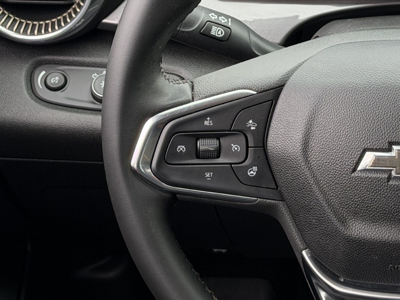 Certified 2024 Chevrolet Trax ACTIV w/ Sunroof Package FWD image 13