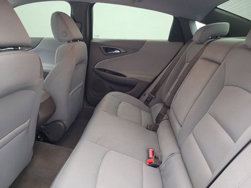 Used 2020 Chevrolet Malibu LS FWD image 18