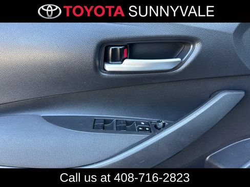 Used 2020 Toyota Corolla LE FWD image 15