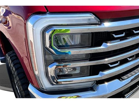 Used 2024 Ford F250 Lariat w/ FX4 Off-Road Package AWD/4WD image 51