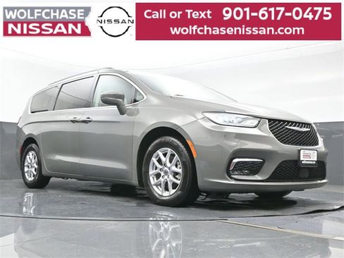 Used 2022 Chrysler Pacifica Touring-L image 26