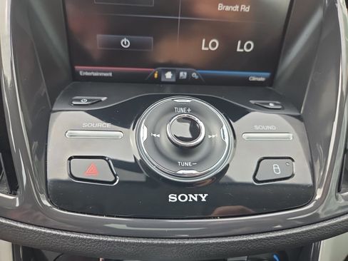 Used 2013 Ford C-MAX Energi SEL FWD image 30