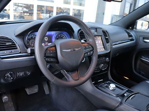 Used 2023 Chrysler 300 S w/ Comfort Group image 14