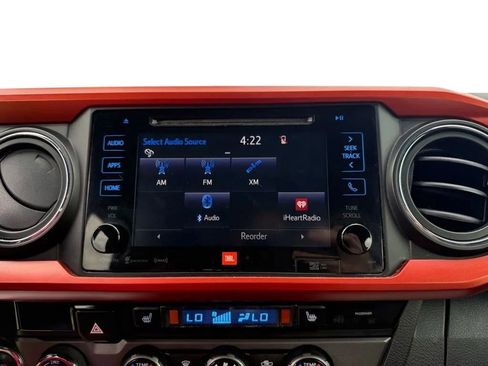 Used 2017 Toyota Tacoma TRD Off-Road AWD/4WD image 21